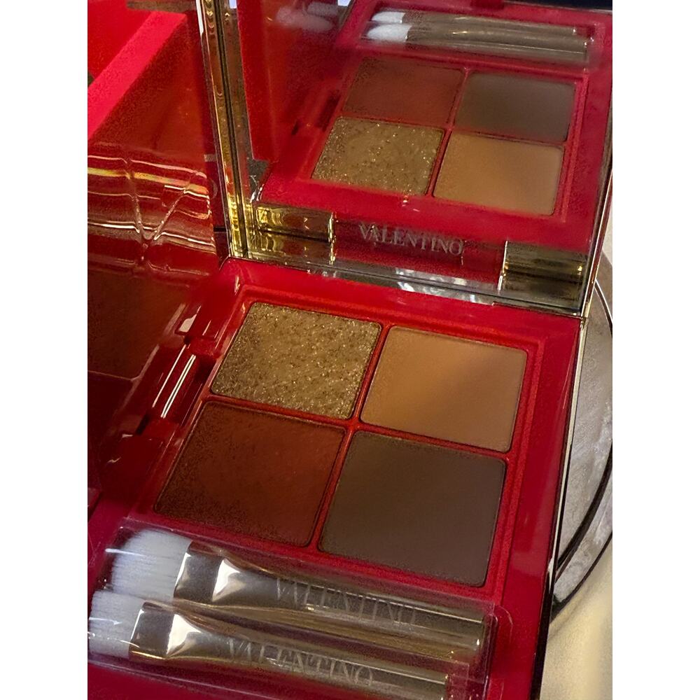 Valentino COLOR-FLIP EYESHADOW PALETTE - 8 Shades - NEW in BOX - Picture 3 of 11